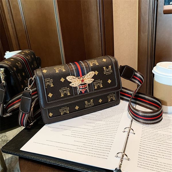 bag women's bag new fashion flower single shoulder messenger small bee texture urban fragrance
bag women's bag new fashion flower single shoulder messenger small bee texture urban fragrance