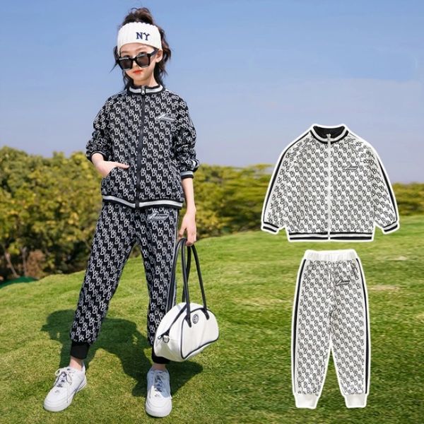 girls suit clothing sets coat +pants 2pcs/sets 2022 zipper spring autumn teenager kid school outdoor clothes kids children clothing, White
girls suit clothing sets coat +pants 2pcs/sets 2022 zipper spring autumn teenager kid school outdoor clothes kids children clothing, White