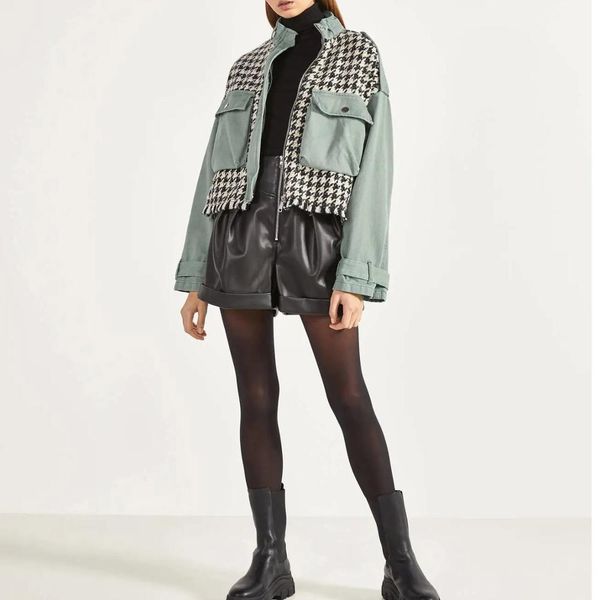 women plaid pockrts tweed jackets fashion ladies full sleeve tassel houndstooth short jacket chic female vintage streetwear 210521, Black;brown
women plaid pockrts tweed jackets fashion ladies full sleeve tassel houndstooth short jacket chic female vintage streetwear 210521, Black;brown