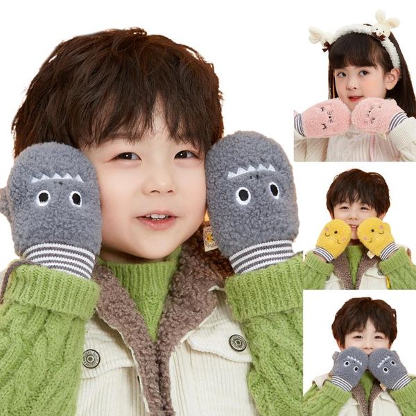 five fingers gloves boys girls warm mittens autumn and winter outdoor baby cartoon with anti-lost string, Blue;gray
five fingers gloves boys girls warm mittens autumn and winter outdoor baby cartoon with anti-lost string, Blue;gray