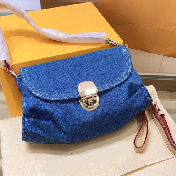 breast bag waist bag handbags purse denim canvas patchwork letter hasp gold hardware detachable shoulder strap, Black;red
breast bag waist bag handbags purse denim canvas patchwork letter hasp gold hardware detachable shoulder strap, Black;red