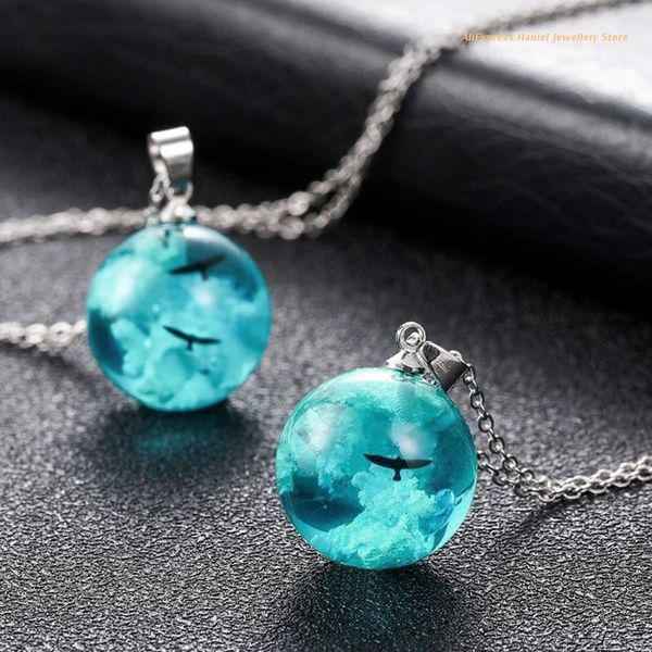 pendant necklaces handmade white clouds blue sky eagle inside resin glass ball universal necklace fashion jewelry dropship, Silver
pendant necklaces handmade white clouds blue sky eagle inside resin glass ball universal necklace fashion jewelry dropship, Silver