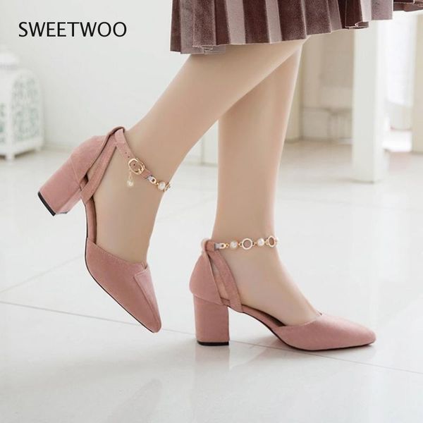 dress shoes autumn style fashion simple and elegant small fresh high heels square heel single women's temperament, Black
dress shoes autumn style fashion simple and elegant small fresh high heels square heel single women's temperament, Black