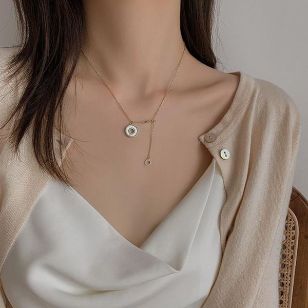 pendant necklaces white shell round necklace ladies gold shiny metal geometric clavicle chain for women girl wedding jewelry, Silver
pendant necklaces white shell round necklace ladies gold shiny metal geometric clavicle chain for women girl wedding jewelry, Silver