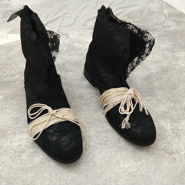 boots stylish women's ankle real leather low heels shoes black retro round toe lace charming with rope up
boots stylish women's ankle real leather low heels shoes black retro round toe lace charming with rope up