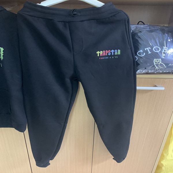2022 new women designer hoodies brands coats jacket trapstar hoodie baseball sweatshirt snapbacks fabric hip hop shining star, Black
2022 new women designer hoodies brands coats jacket trapstar hoodie baseball sweatshirt snapbacks fabric hip hop shining star, Black
