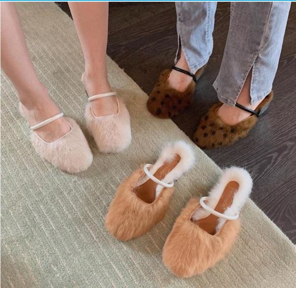 slippers shoes flock woman's fur flip flops slides low cover toe square heel heeled mules leopard 2021 plush block high pu rome, Black
slippers shoes flock woman's fur flip flops slides low cover toe square heel heeled mules leopard 2021 plush block high pu rome, Black