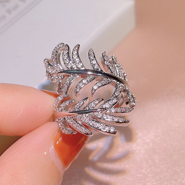 2022 choucong brand wedding rings luxury jewelry 925 sterling silver pave white sapphire cz diamond gemstones eternity party women engagemen, Slivery;golden
2022 choucong brand wedding rings luxury jewelry 925 sterling silver pave white sapphire cz diamond gemstones eternity party women engagemen, Slivery;golden