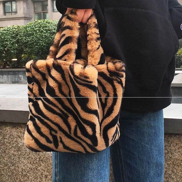 chain large plush handbag cute bags fashion shoulder crossbody bag female leopard messenger soft warm fur cross body
chain large plush handbag cute bags fashion shoulder crossbody bag female leopard messenger soft warm fur cross body