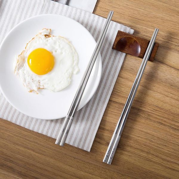 tenmiu non-slip chopsticks single and double-loaded kitchen tableware 304 stainless steel metal one pair cn(origin) d1725
tenmiu non-slip chopsticks single and double-loaded kitchen tableware 304 stainless steel metal one pair cn(origin) d1725