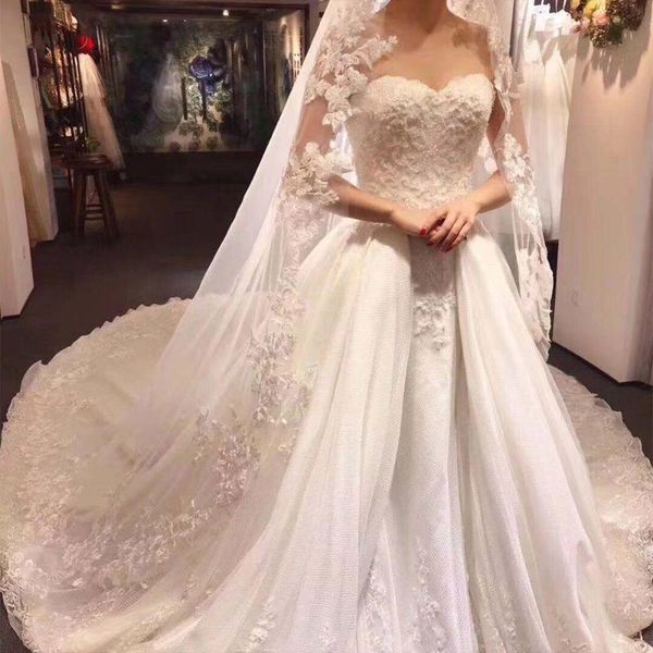 bridal veils long lace appliques wedding veil cathedral length luxurious bride accessories, Black
bridal veils long lace appliques wedding veil cathedral length luxurious bride accessories, Black