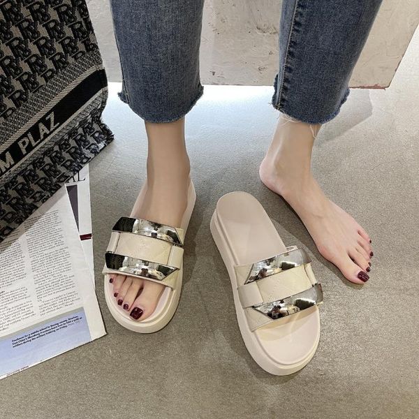european and american women's casual slippers, soft luxurious 2021 flat shoes, rubber basic fashion slippers, Black
european and american women's casual slippers, soft luxurious 2021 flat shoes, rubber basic fashion slippers, Black