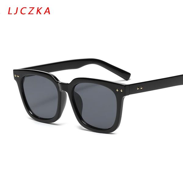 sunglasses classic oversize cat eye square women 2021 big frame black sun glasses female brand vintage eyewear gafas de sol, White;black
sunglasses classic oversize cat eye square women 2021 big frame black sun glasses female brand vintage eyewear gafas de sol, White;black