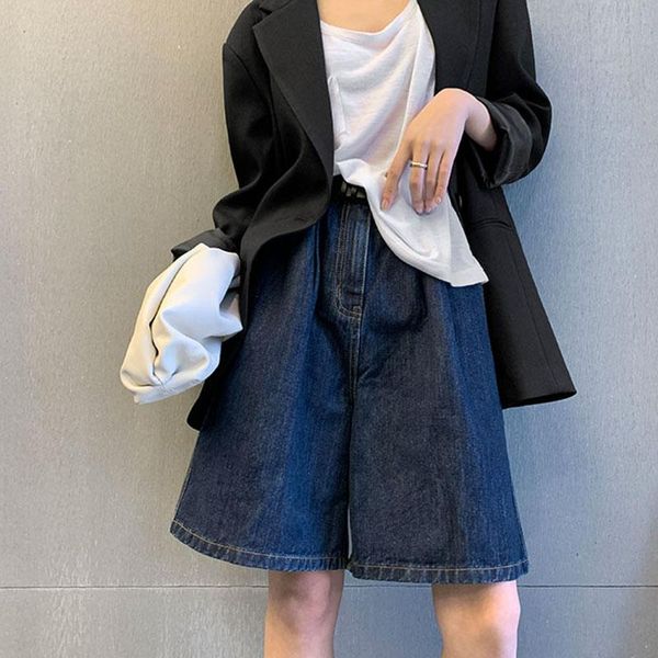 women's jeans large size denim shorts summer five-point pants high waist girl wide-legged boyfriend for women, Blue
women's jeans large size denim shorts summer five-point pants high waist girl wide-legged boyfriend for women, Blue