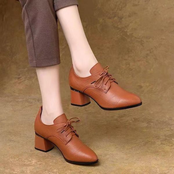 dress shoes mid heels 2021 autumn woman work soft pu leather women pumps thick heel pointed toe female footware lace-up black 
dress shoes mid heels 2021 autumn woman work soft pu leather women pumps thick heel pointed toe female footware lace-up black