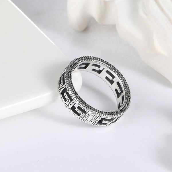 ring gujia 925 silver double g square pattern narrow hollow out fashion trend pair for men and women
ring gujia 925 silver double g square pattern narrow hollow out fashion trend pair for men and women