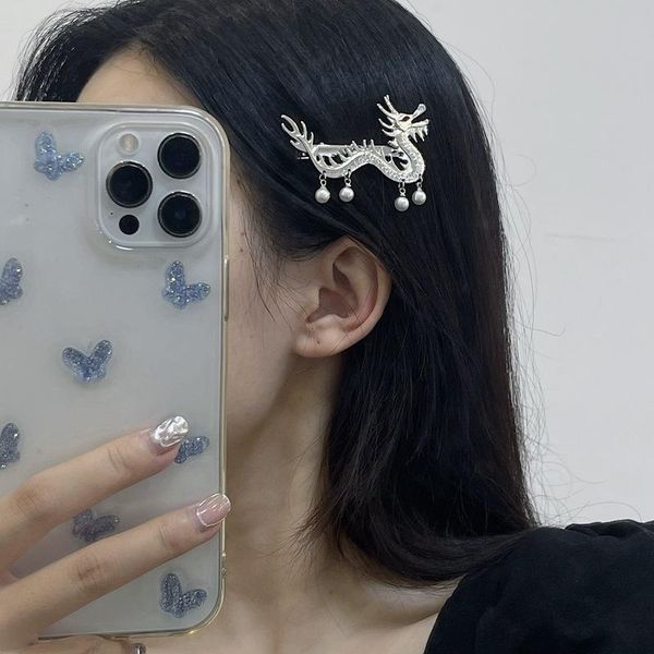 hair clips & barrettes 2021 chinese silver color dragon hollow duckbill clip for women metal curved punk barrette accessories jewelry, Golden;silver
hair clips & barrettes 2021 chinese silver color dragon hollow duckbill clip for women metal curved punk barrette accessories jewelry, Golden;silver