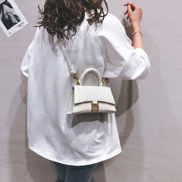 factory outlet luxury handbags and storage 2021 messenger versatile hourglass bag women's summer 2021 new fashion exquisite crocodile p
factory outlet luxury handbags and storage 2021 messenger versatile hourglass bag women's summer 2021 new fashion exquisite crocodile p