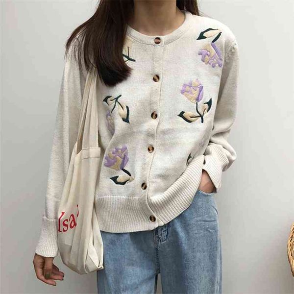 spring autumn vintage embroidery women's knitting cardigan coat long sleeve knitwear sweaters female pull femme 210514, White;black
spring autumn vintage embroidery women's knitting cardigan coat long sleeve knitwear sweaters female pull femme 210514, White;black