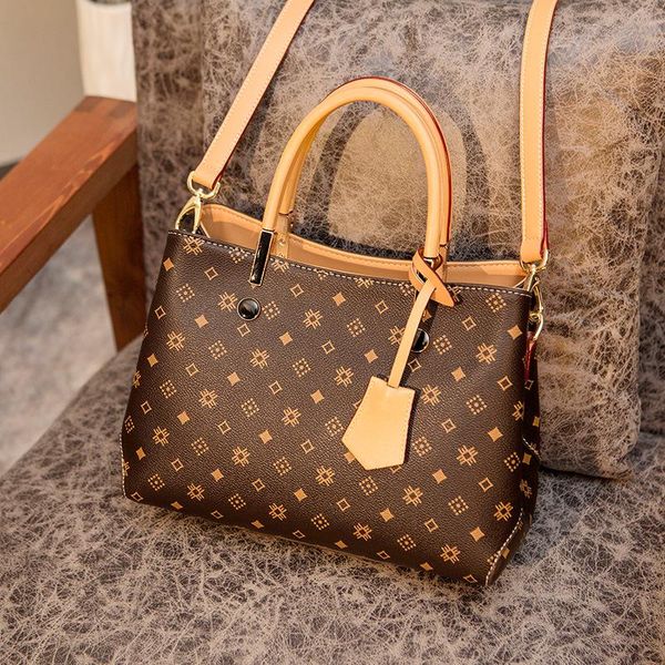 shoulder bags genuine leather women bucket 2021 fashion all match retro prints single ladies famous handbags grand sac femme
shoulder bags genuine leather women bucket 2021 fashion all match retro prints single ladies famous handbags grand sac femme
