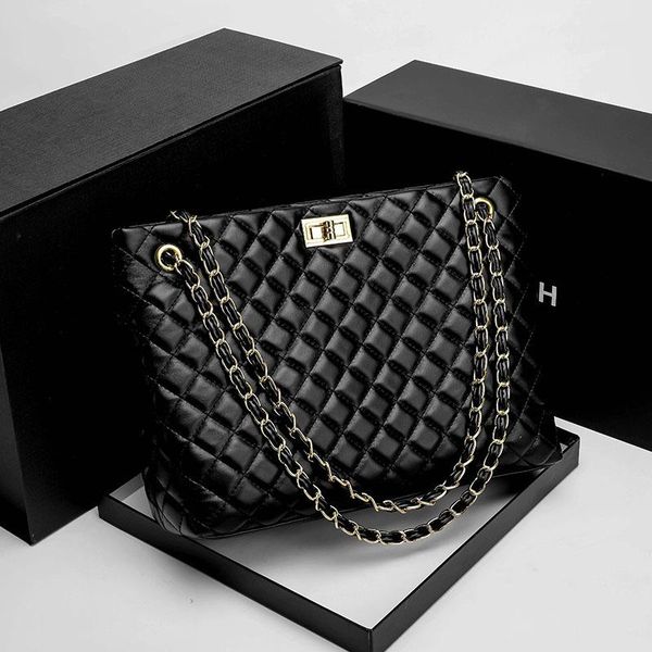 to chain female bag lingge spring summer european simple big take and american easy fashion ladies 2021 one-shoulder messenger tpitw
to chain female bag lingge spring summer european simple big take and american easy fashion ladies 2021 one-shoulder messenger tpitw