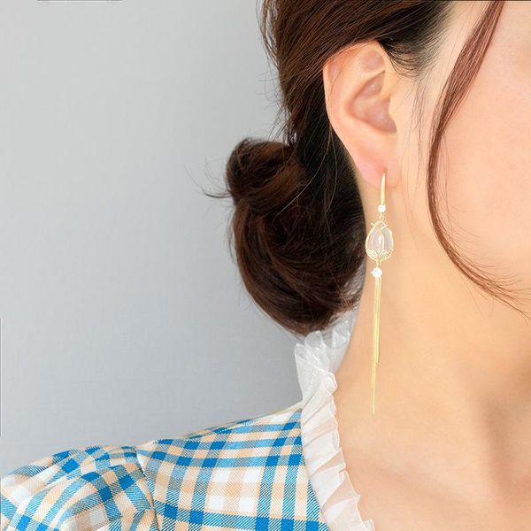 hoop & huggie high class atmosphere fashion tulip earrings women's personality long tassel earhook temperament, Golden;silver
hoop & huggie high class atmosphere fashion tulip earrings women's personality long tassel earhook temperament, Golden;silver