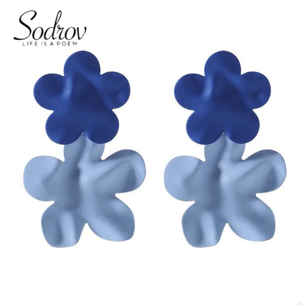 stud 2021 trend jewelry korean fashion summer fall big flower earrings for women clip on gift drop women's, Golden;silver
stud 2021 trend jewelry korean fashion summer fall big flower earrings for women clip on gift drop women's, Golden;silver
