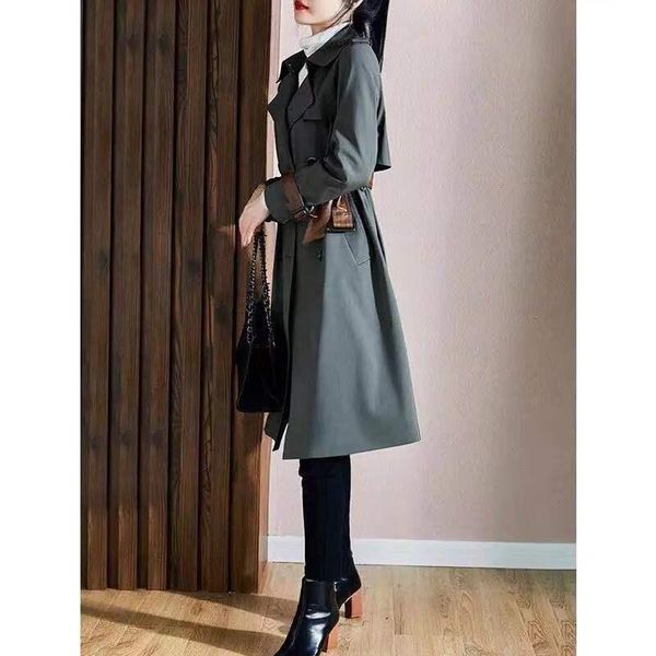 women's trench coats riding the wind and breaking waves ~ cattle style long windbreaker coat 2021 spring british, Tan;black
women's trench coats riding the wind and breaking waves ~ cattle style long windbreaker coat 2021 spring british, Tan;black