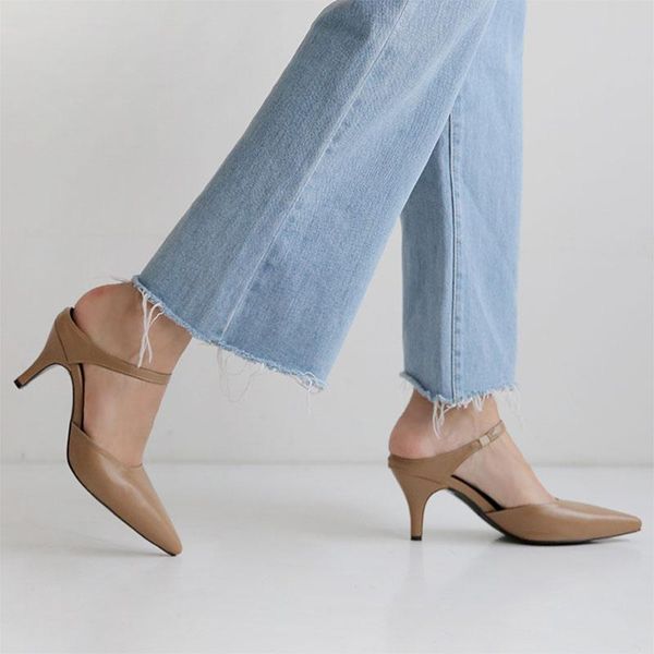 dress shoes korean pointy fashion joker high-heeled sandals spring and summer stiletto heels women's do not show their toes 2021, Black
dress shoes korean pointy fashion joker high-heeled sandals spring and summer stiletto heels women's do not show their toes 2021, Black