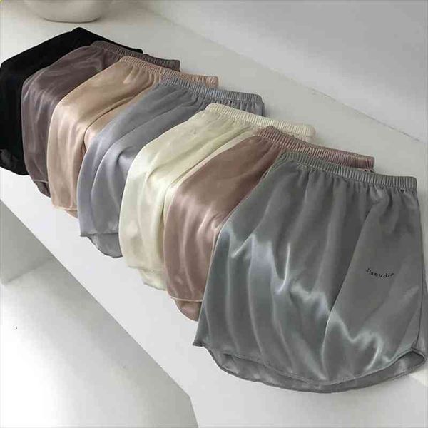 comfortable loose short pants women soft ice silk streetwear student girls shorts female beach jogger shorts plus size, White;black
comfortable loose short pants women soft ice silk streetwear student girls shorts female beach jogger shorts plus size, White;black