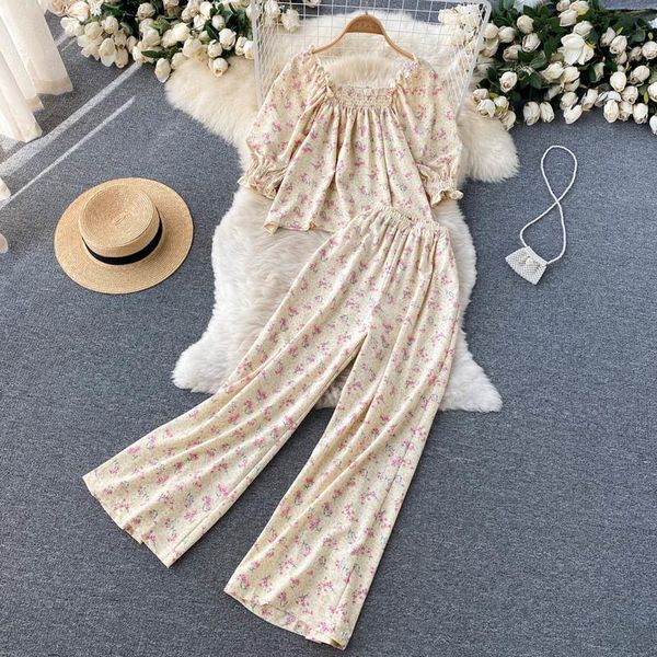 women's two piece pants women holiday floral print sets summer short square collar blouse with high waist wide-leg two-piece suit, White
women's two piece pants women holiday floral print sets summer short square collar blouse with high waist wide-leg two-piece suit, White
