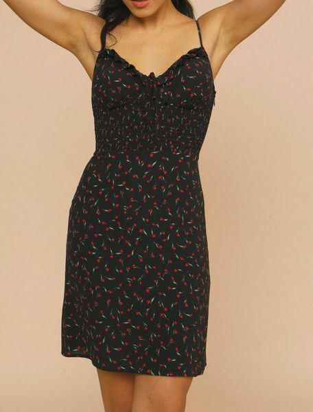 casual dresses 2021 spring and summer fashion double v-neck floral print lotus leaf all-match slim sling dress, Black;gray
casual dresses 2021 spring and summer fashion double v-neck floral print lotus leaf all-match slim sling dress, Black;gray