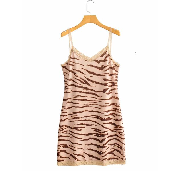 rompers 2021 will see fashion animal women's clothes printsplicing little slings hip skirt leisure dressed night, Black;white 
rompers 2021 will see fashion animal women's clothes printsplicing little slings hip skirt leisure dressed night, Black;white