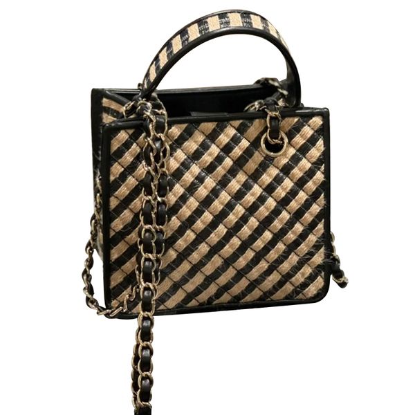 straw woven bag rattan tote women single shoulder diagonal cross portable summer fashion
straw woven bag rattan tote women single shoulder diagonal cross portable summer fashion