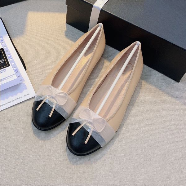 classic designer women ballet flat heel shoe paris vintage fashion loafer sandal genuine patent leather dance sandals handbags with box, Black
classic designer women ballet flat heel shoe paris vintage fashion loafer sandal genuine patent leather dance sandals handbags with box, Black