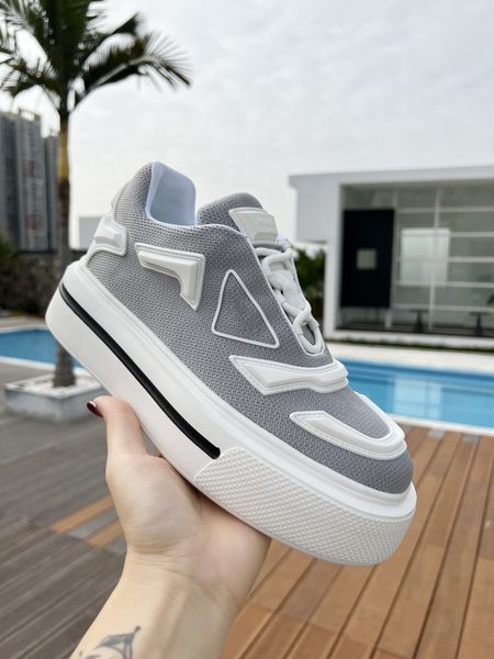 fashion casual shoes bone white stone utility black men women reflective sneakers soft vision salt blush super moon yellow trainers with box
fashion casual shoes bone white stone utility black men women reflective sneakers soft vision salt blush super moon yellow trainers with box