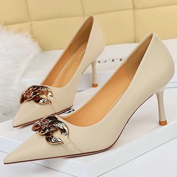 famous brand 2022 new autumn elegant women metal apricot leather pumps black pointed toe thin high heels ladies valentine shoes designer cla
famous brand 2022 new autumn elegant women metal apricot leather pumps black pointed toe thin high heels ladies valentine shoes designer cla