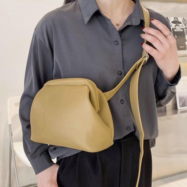 evening bags vintage pu leather crossbody bag for women 2021 casual designer handbags wide strap lady trend shoulder chest
evening bags vintage pu leather crossbody bag for women 2021 casual designer handbags wide strap lady trend shoulder chest