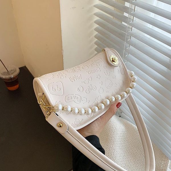 cute cartoon printing beaded color pearl foreign chain new trade underarm 2021 shoulder bag pure export dlphr
cute cartoon printing beaded color pearl foreign chain new trade underarm 2021 shoulder bag pure export dlphr