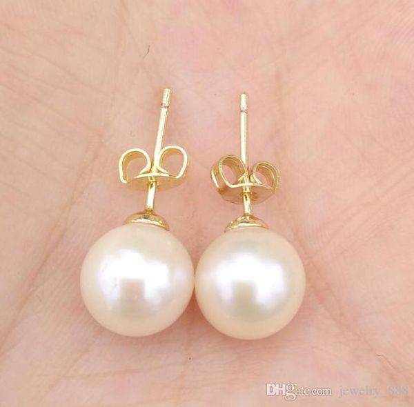 real pearl . we only sell real pearl . beautiful a pair of 9-10mm natural south sea white pearl earring, Silver
real pearl . we only sell real pearl . beautiful a pair of 9-10mm natural south sea white pearl earring, Silver