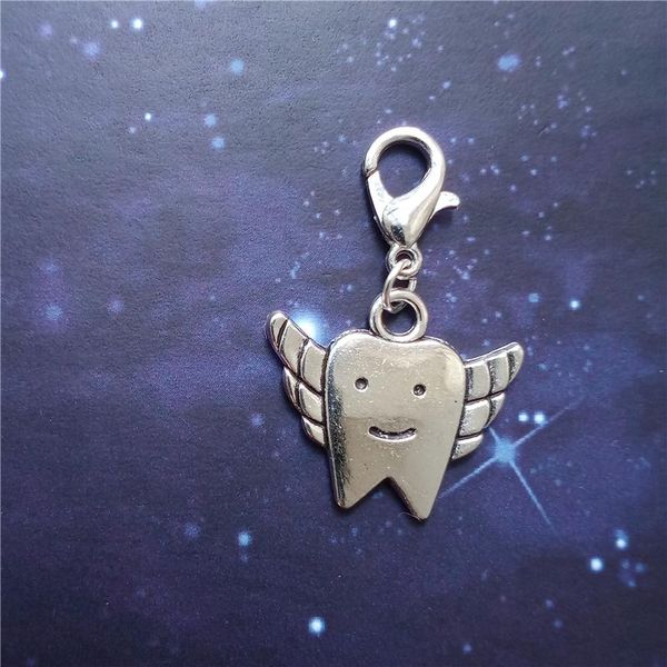 charms 2pcs tooth clip on charm fairy for diy jewelry or bag pendant, craft findings, Bronze;silver
charms 2pcs tooth clip on charm fairy for diy jewelry or bag pendant, craft findings, Bronze;silver