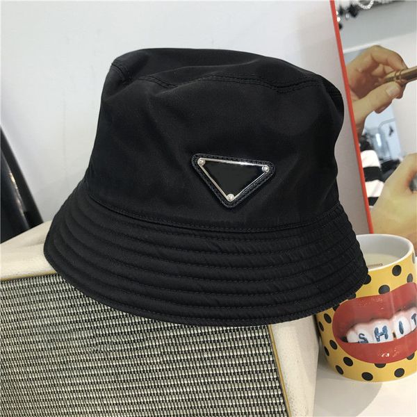 women re-nylon bucket cloches cotton lining summer sun protection designer men enameled metal triangle logo campaniform hat275t, Blue;gray
women re-nylon bucket cloches cotton lining summer sun protection designer men enameled metal triangle logo campaniform hat275t, Blue;gray