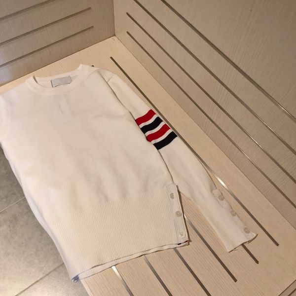 high version (21sstb autumn new round neck classic four bar temperament versatile sweater 08075, Black
high version (21sstb autumn new round neck classic four bar temperament versatile sweater 08075, Black