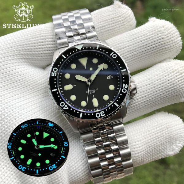 men nh35 automatic mechanical watch stainless steel 200m dive watches sapphire glass ceramic bezel 20bar diver wristwatches, Slivery;brown
men nh35 automatic mechanical watch stainless steel 200m dive watches sapphire glass ceramic bezel 20bar diver wristwatches, Slivery;brown