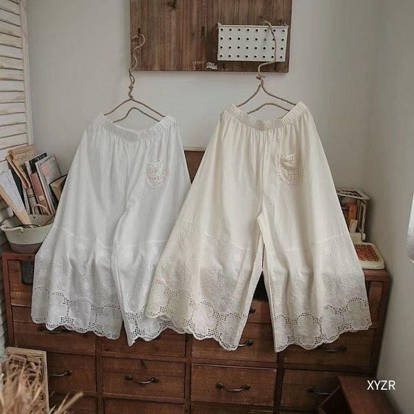 summer literature and art elastic waist lace flower embroidery loose wide leg pants cotton capris women rr02 women's &, Black;white
summer literature and art elastic waist lace flower embroidery loose wide leg pants cotton capris women rr02 women's &, Black;white
