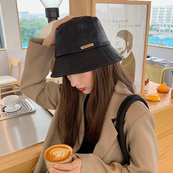 pu leather black fisherman's hat women's fashion brand autumn winter ins korean version versatile label letter show washbasin hat, Blue;gray
pu leather black fisherman's hat women's fashion brand autumn winter ins korean version versatile label letter show washbasin hat, Blue;gray