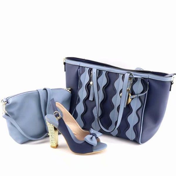 beautiful d.blue women pumps and two big bag design african shoes match handbag set for dress v46-2, Black
beautiful d.blue women pumps and two big bag design african shoes match handbag set for dress v46-2, Black
