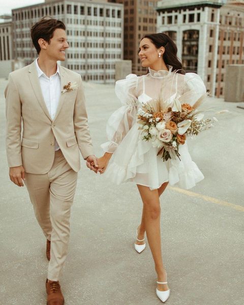casual design short wedding dresses bridal gowns high neck long puffy sleeve ruffles a line cute mini vestido de noiva outdoor 202292y, White
casual design short wedding dresses bridal gowns high neck long puffy sleeve ruffles a line cute mini vestido de noiva outdoor 202292y, White