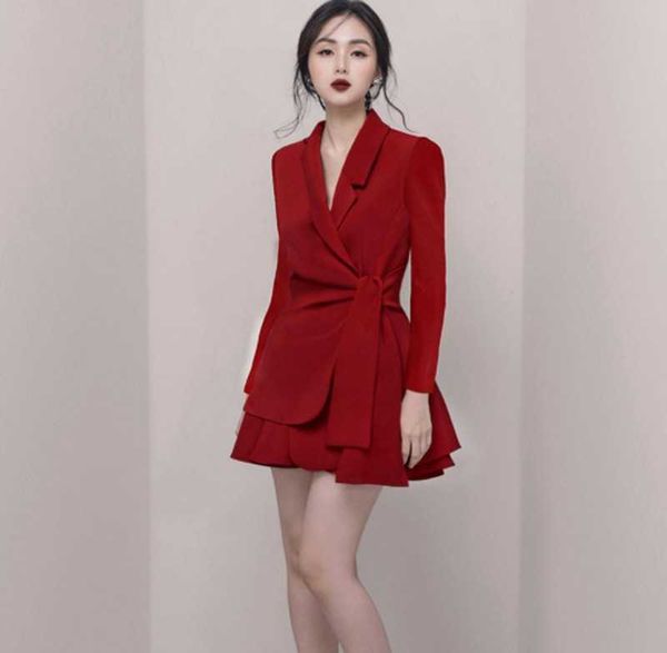 spring autumn long sleeve temperament slim casual professional suit jacket + skirt two piece sets 210531, White
spring autumn long sleeve temperament slim casual professional suit jacket + skirt two piece sets 210531, White