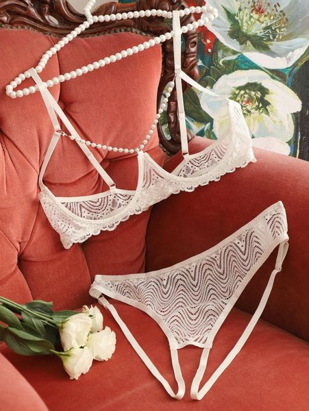 plus cut-out lace beaded underwire lingerie set z7ht#, Black;white
plus cut-out lace beaded underwire lingerie set z7ht#, Black;white